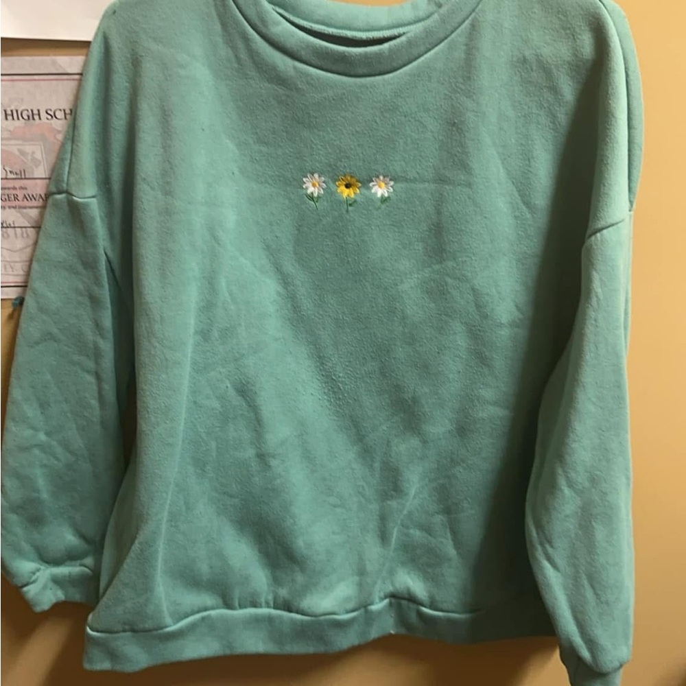 SHEIN Green Floral Embroidered Sweatshirt